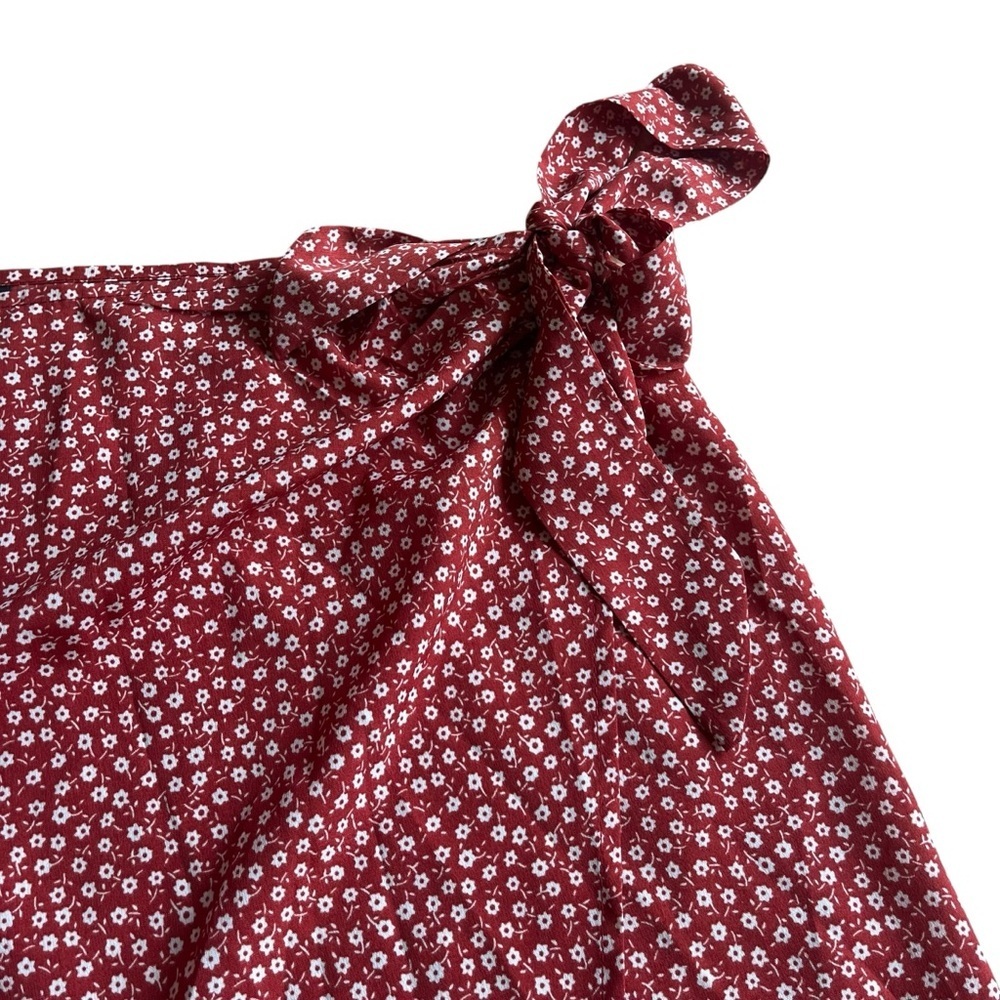 Shein Curve Plus Size Wrap Skirt Red Floral Print Midi Skirt Women’s 1XL - Picture 2 of 8
